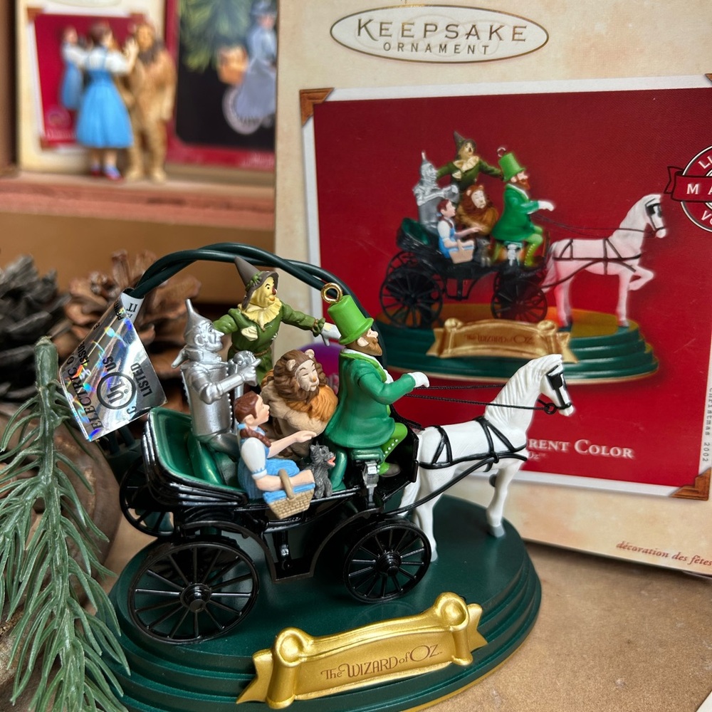 Hallmark Wizard of Oz Keepsake Ornament New in Box